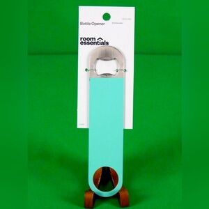 🆕NWT Room Essential Bottle Opener